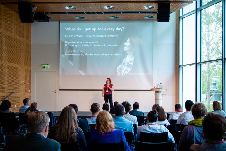 Melanie Wohnert (Think Y) - Lean Leader Summit 2024